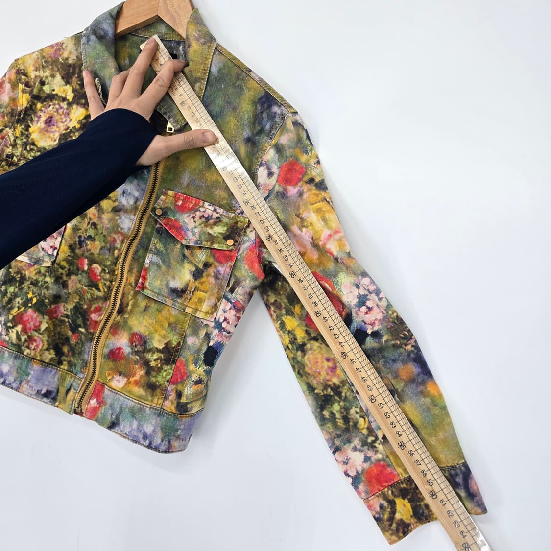 발렌시아 아트 플라워 패턴 크롭 면 자켓 상품이미지6