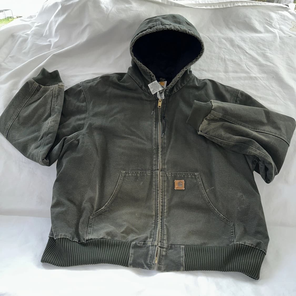 칼하트 j130 모스 그린 상품이미지1