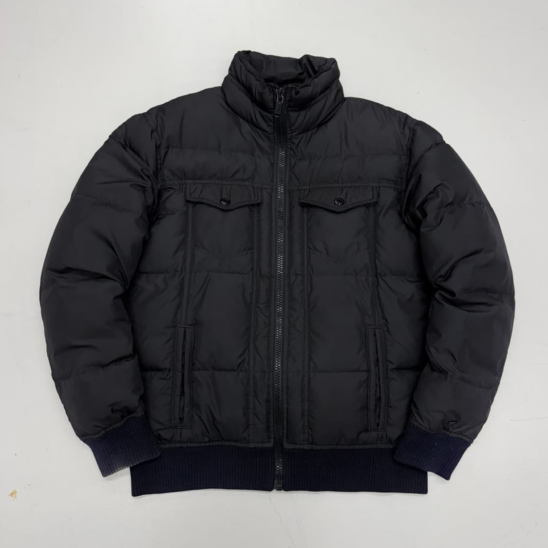 리바이스 하이넥 덕다운 바이커 숏 패딩 블랙 상품이미지2