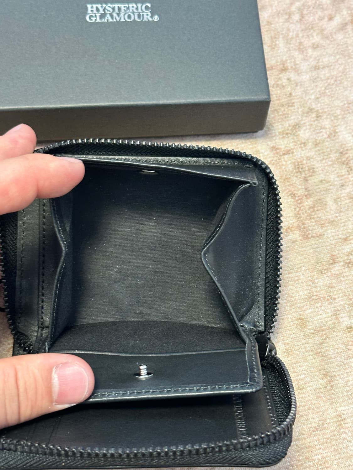 히스테릭 글래머 (Hysteric Glamour) 스터드 지갑 상품이미지5