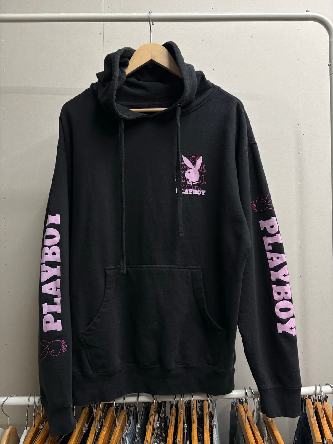 안티소셜클럽 x 플레이보이 후디 상품이미지2