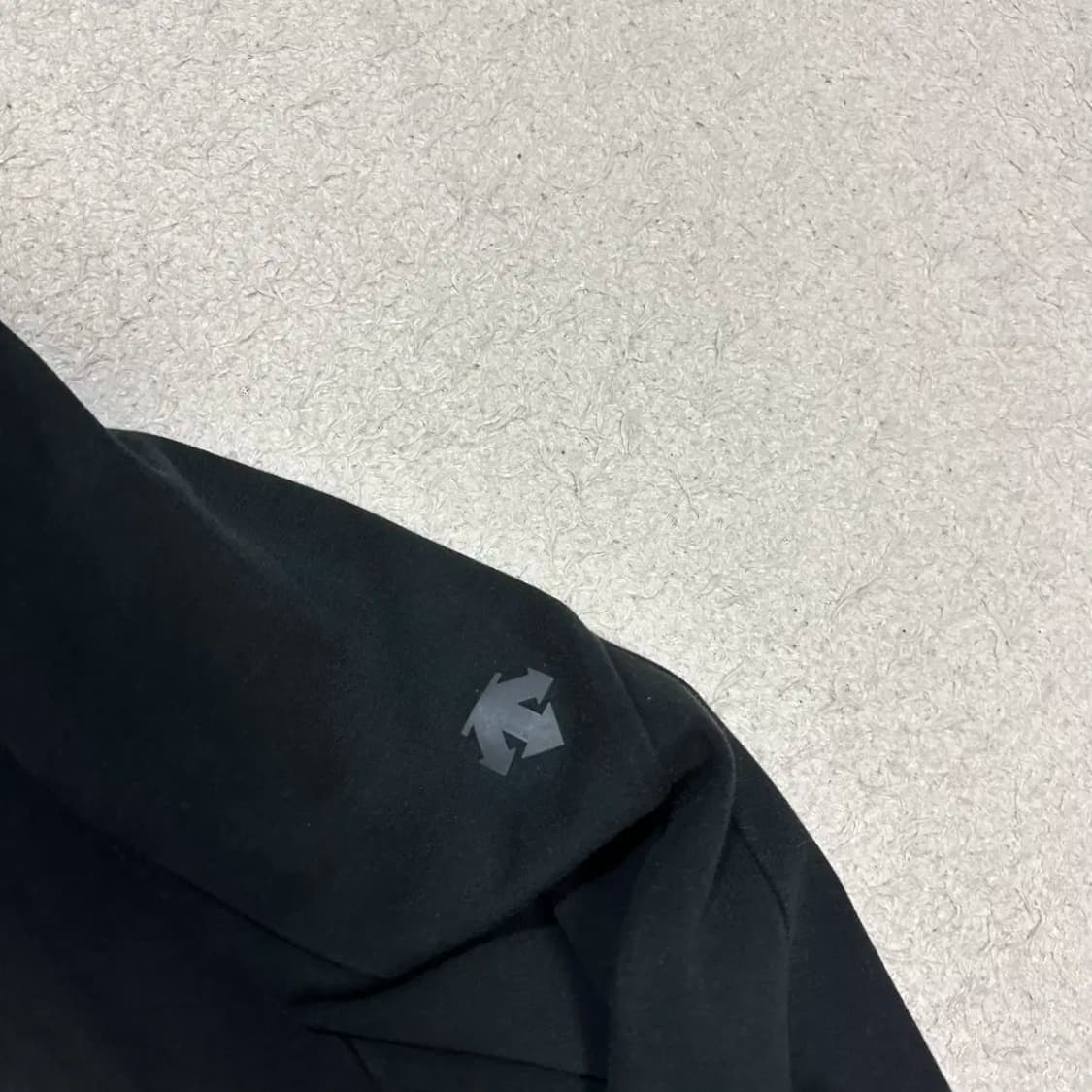 언더아머 맨투맨 블랙 xxl 110 상품이미지3