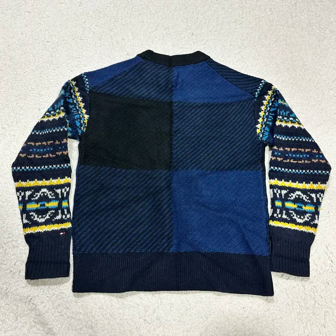 타미힐피거 니트 라운드 m 상품이미지4