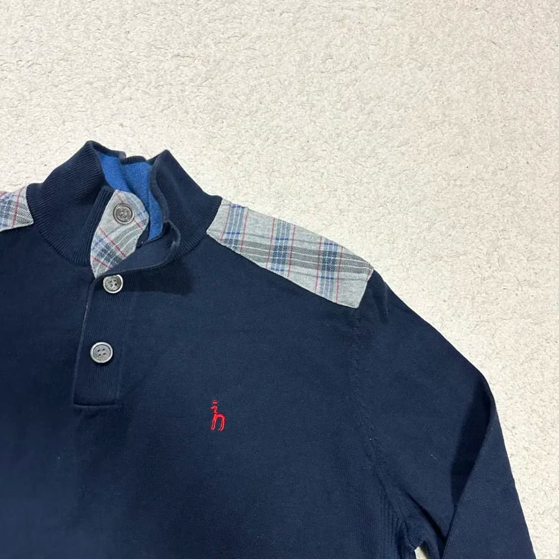 헤지스 니트 네이비 상품이미지2