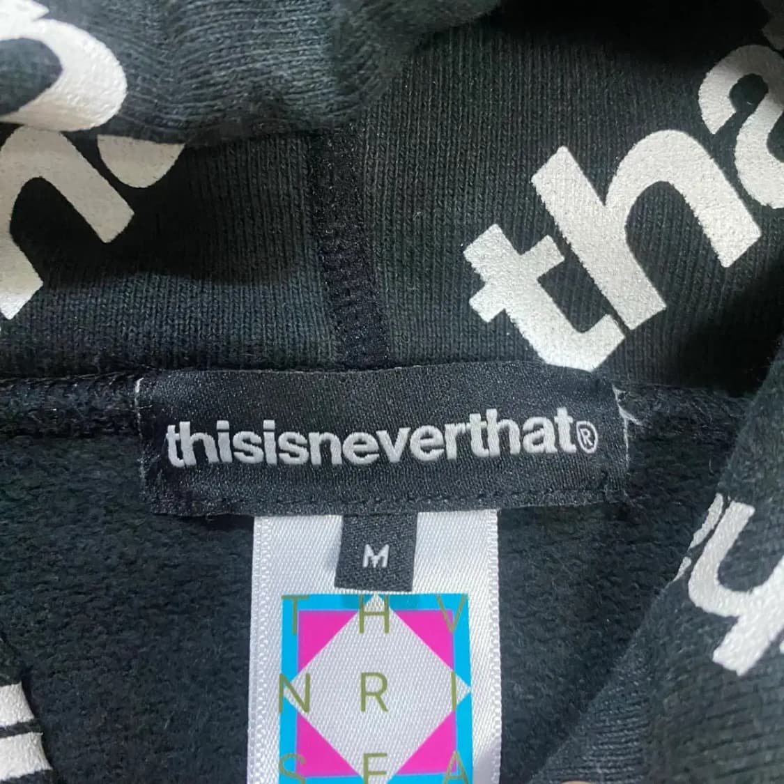 디스이즈네버댓 후드티 기모 m 상품이미지3