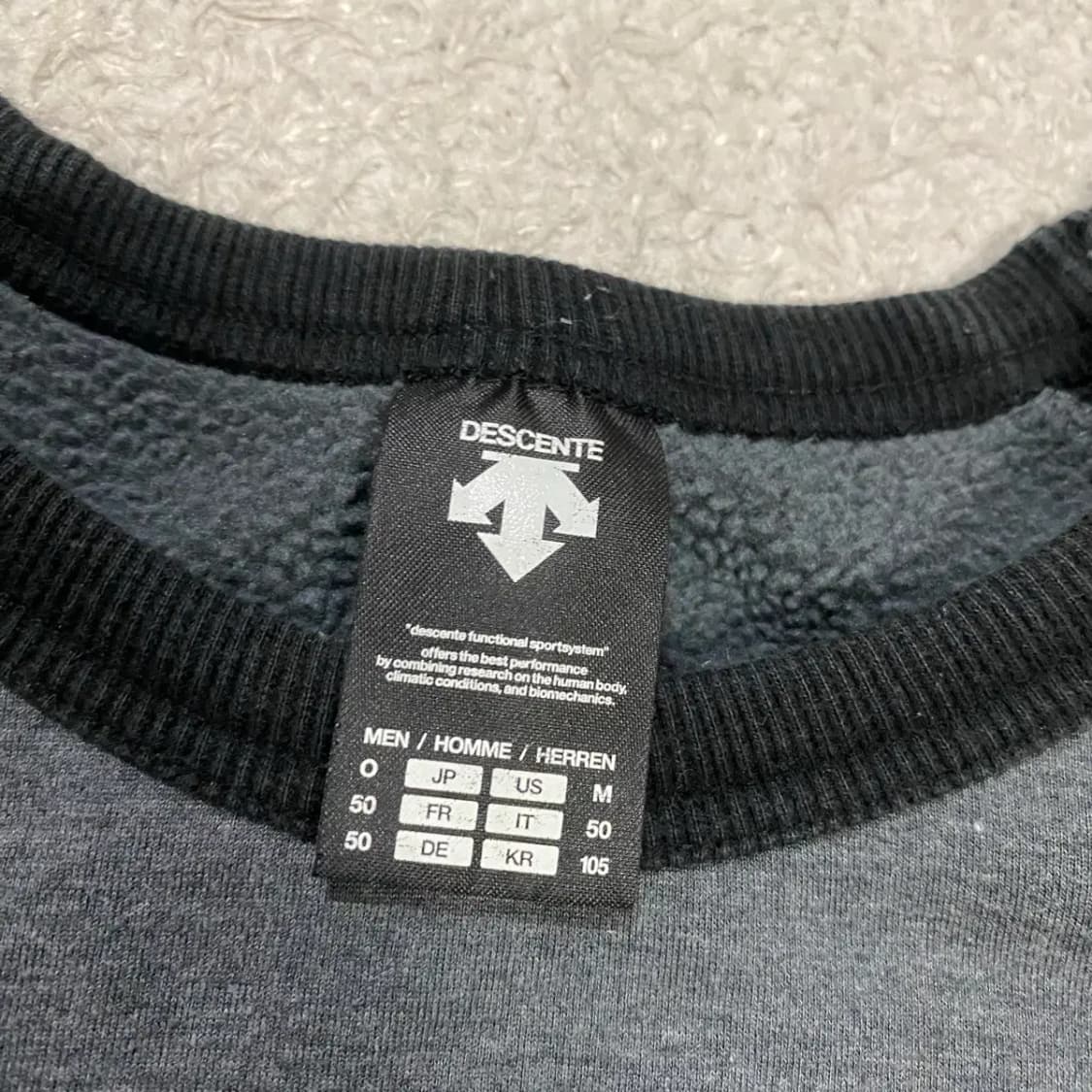 데상트 캐나다 맨투맨 기모 105 상품이미지3