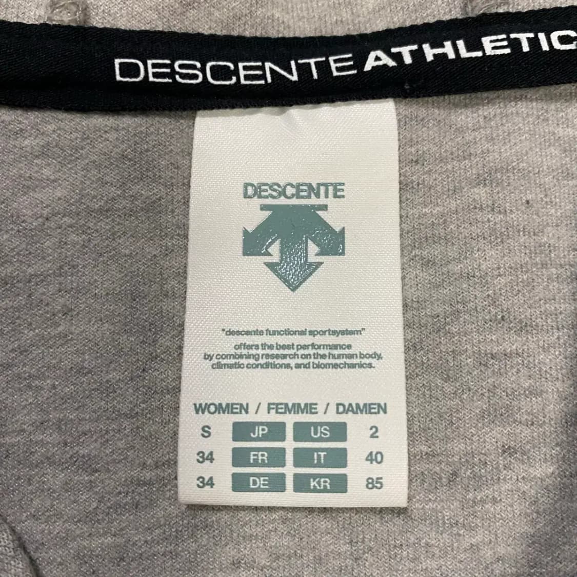 데상트 후드집업 여성 85 상품이미지3