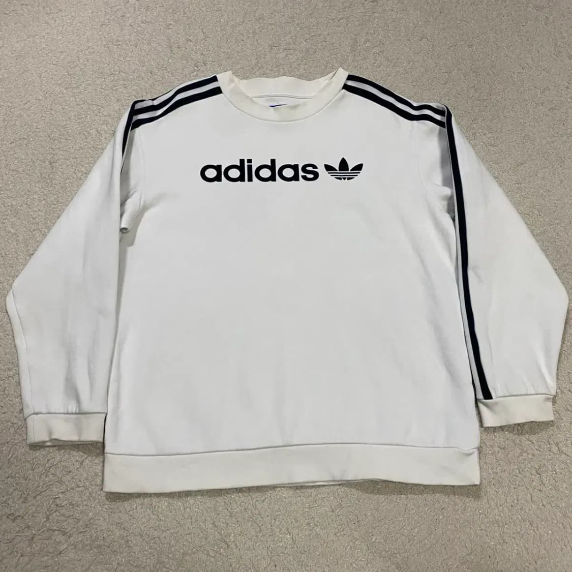 아디다스 맨투맨 L 100 상품이미지1