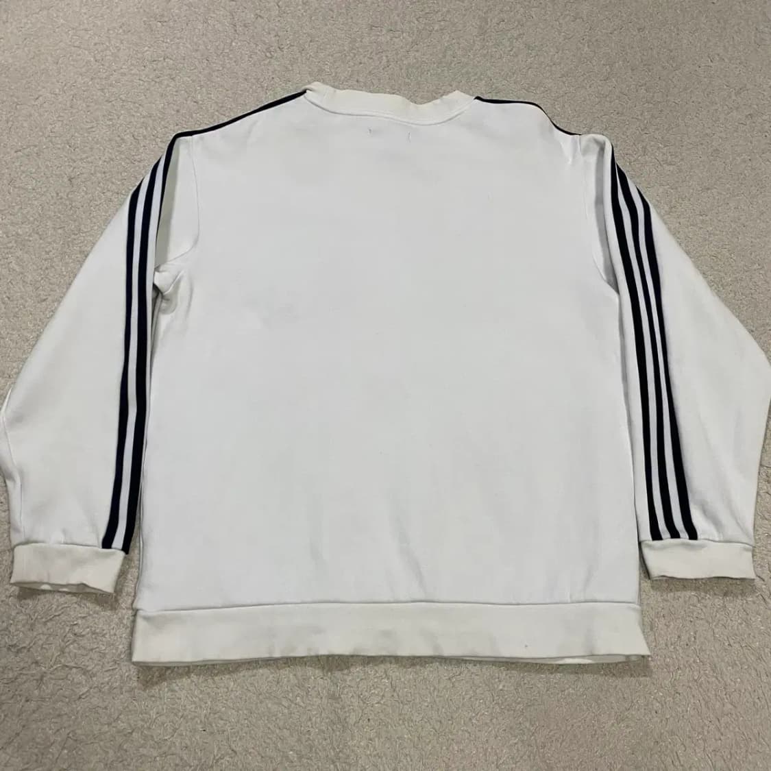 아디다스 맨투맨 L 100 상품이미지5