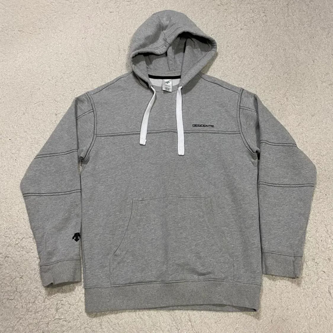 데상트 후드티 오버핏 90 상품이미지1