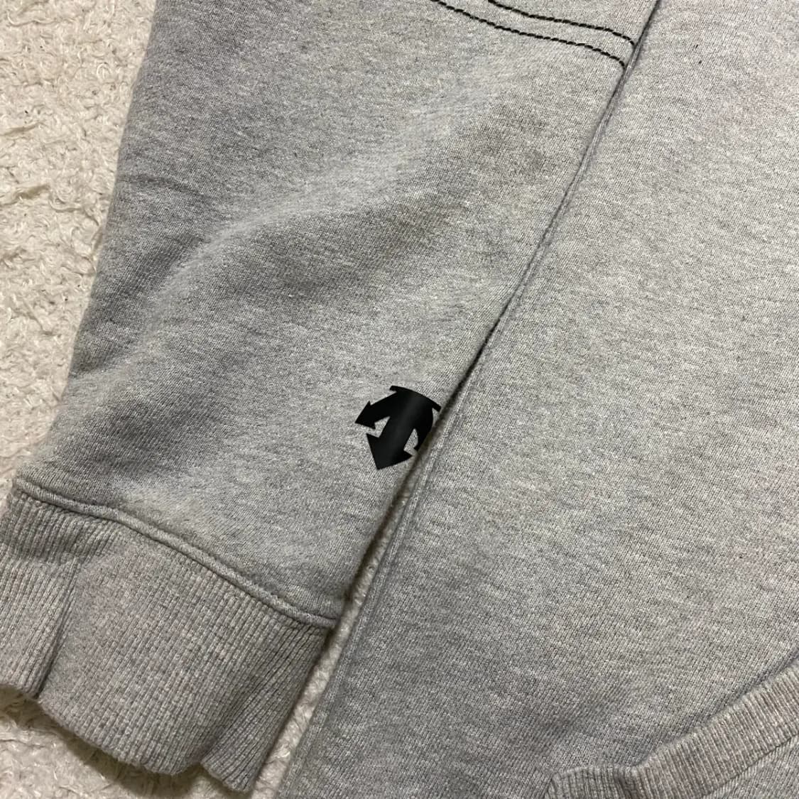 데상트 후드티 오버핏 90 상품이미지2