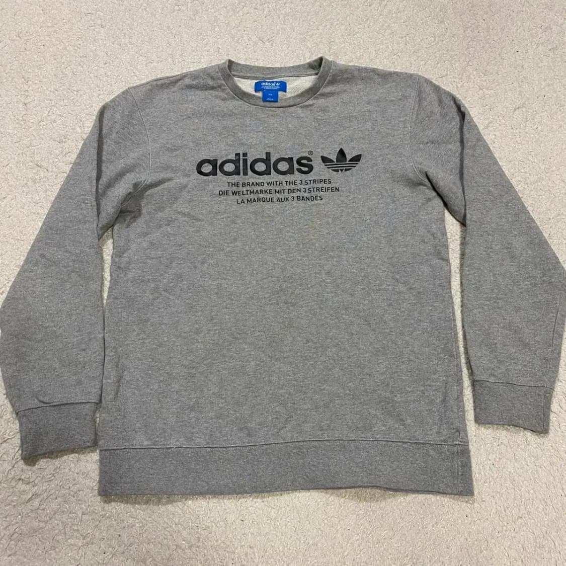 아디다스 맨투맨 그레이 100 상품이미지1