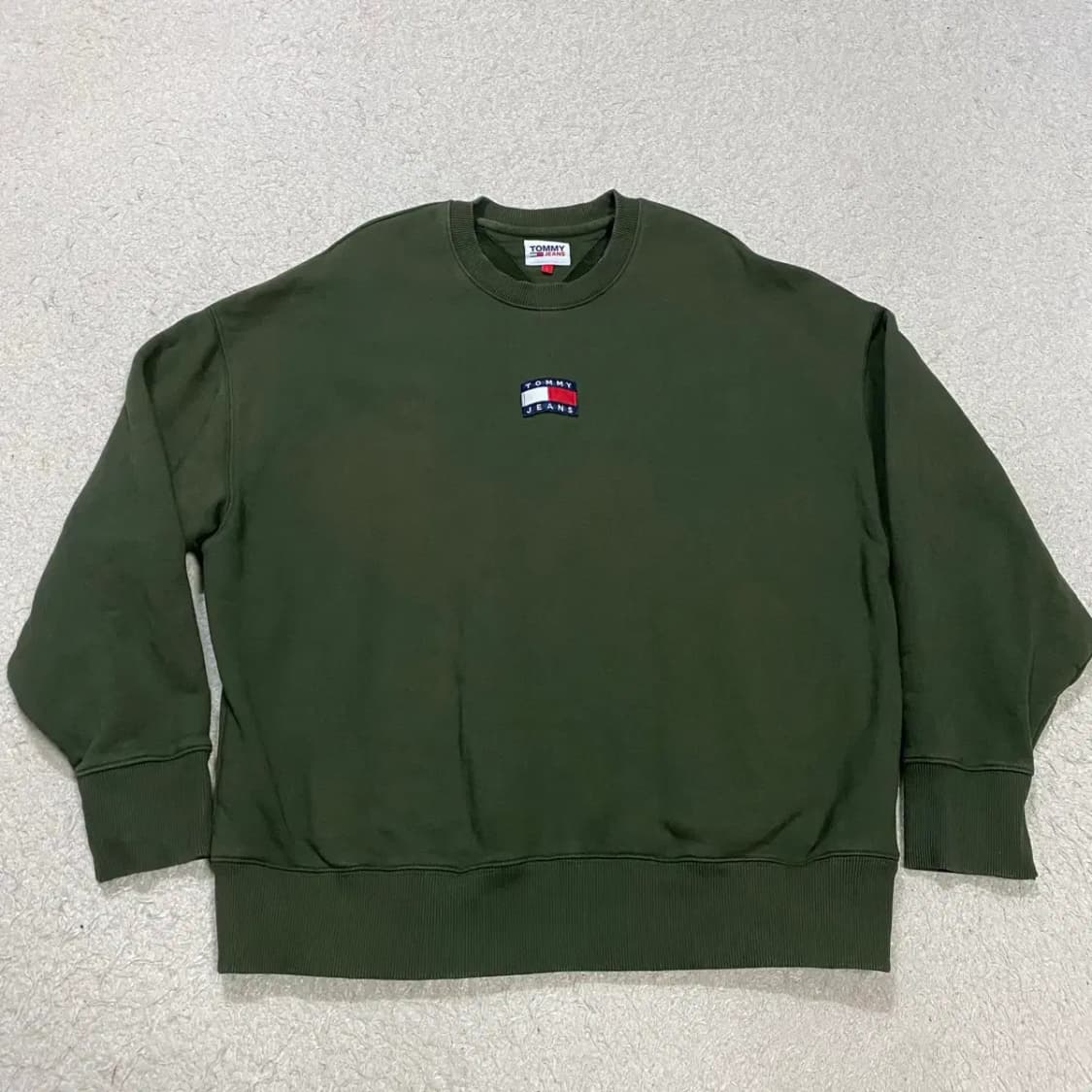 타미진스 올리브 그린 맨투맨 티셔츠 L 상품이미지1