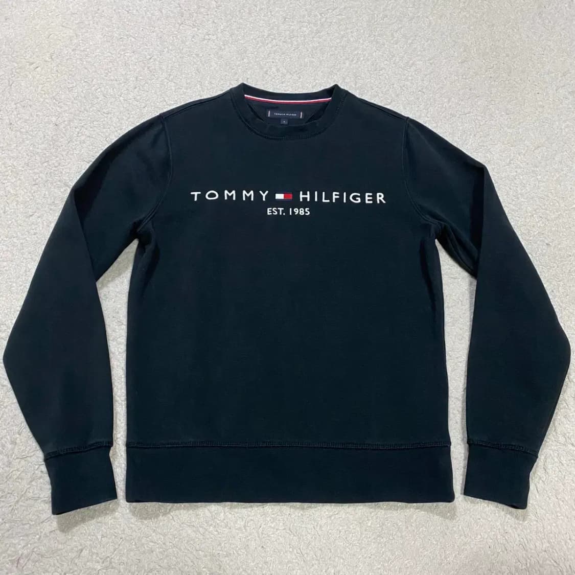 타미힐피거 블랙 맨투맨 티셔츠 기모 s 상품이미지1