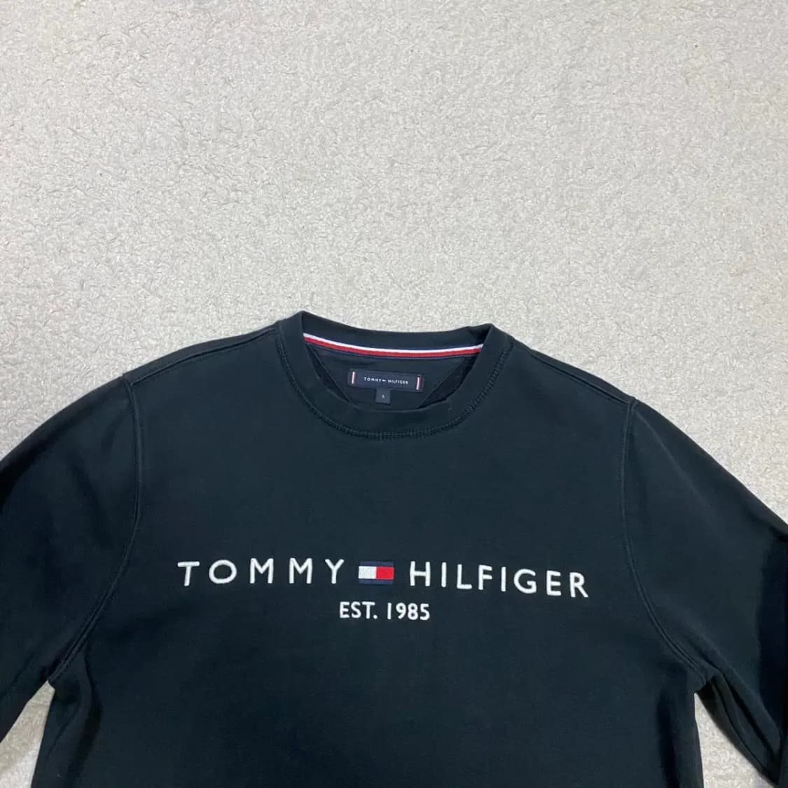 타미힐피거 블랙 맨투맨 티셔츠 기모 s 상품이미지2