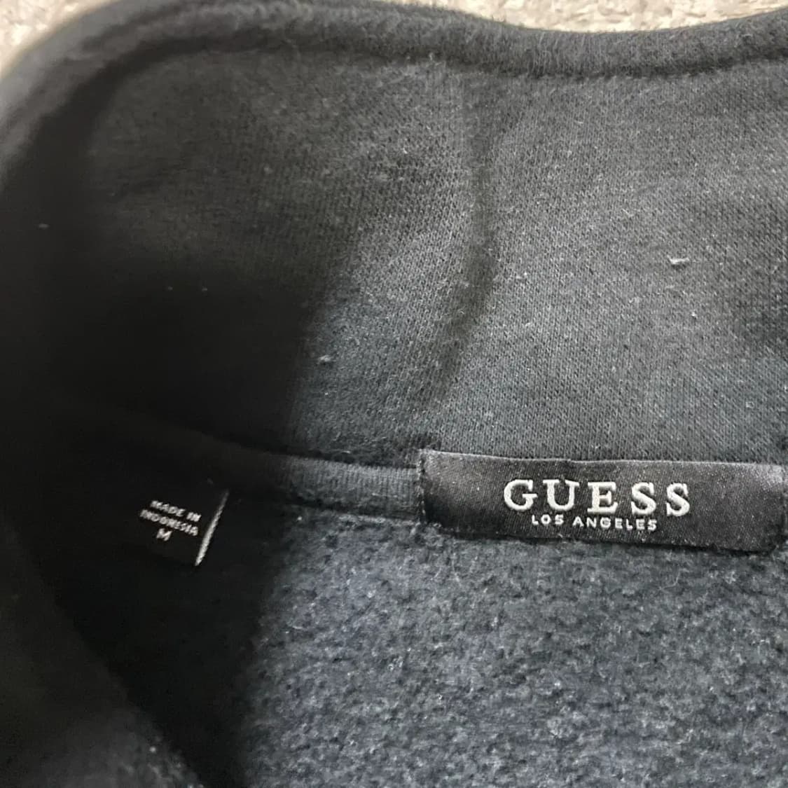 게스 블랙 하프넥 맨투맨 티셔츠 기모 m 상품이미지3