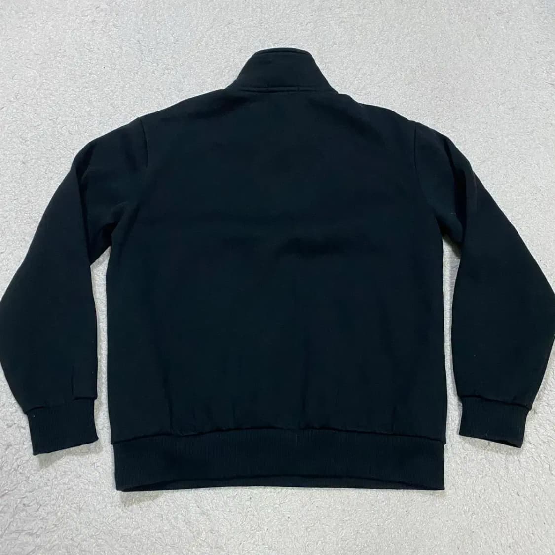 게스 블랙 하프넥 맨투맨 티셔츠 기모 m 상품이미지5