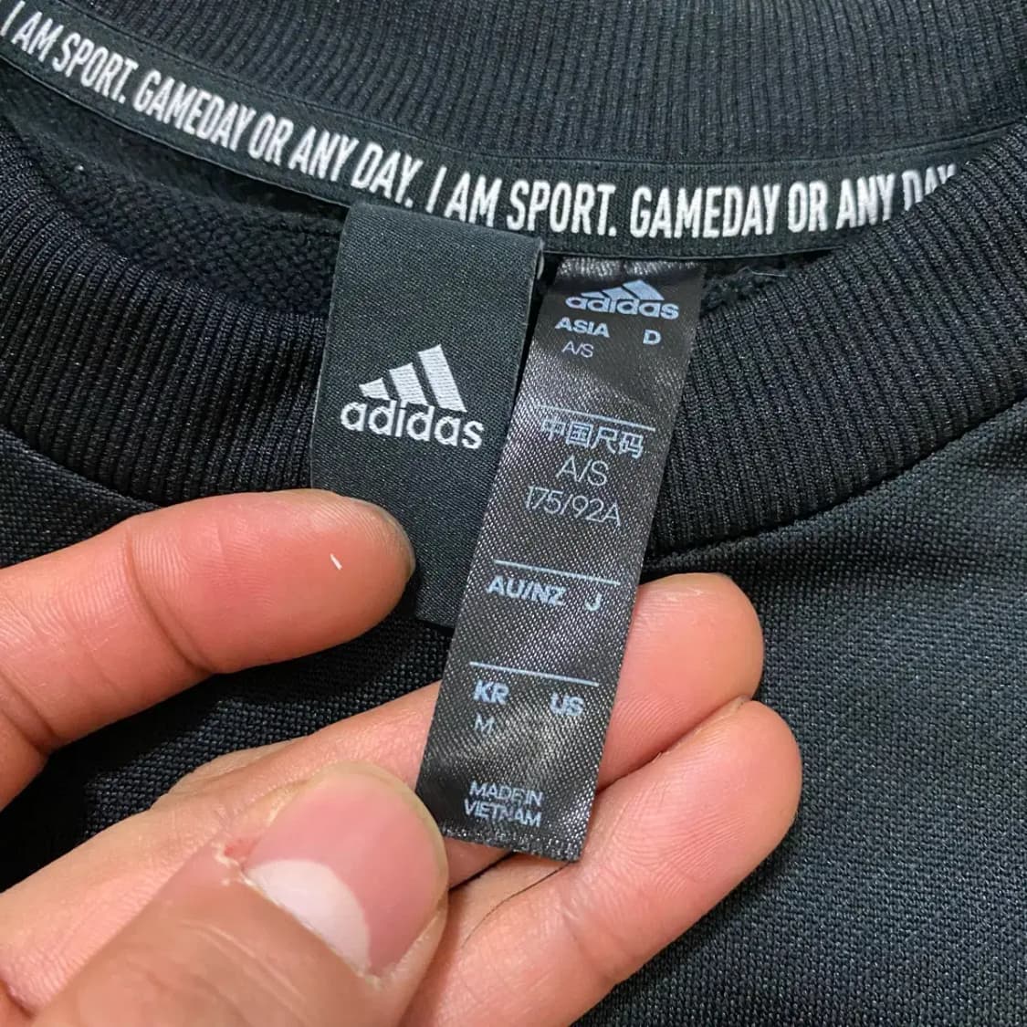 아디다스 블랙 빅로고 맨투맨 기능성 m 상품이미지2