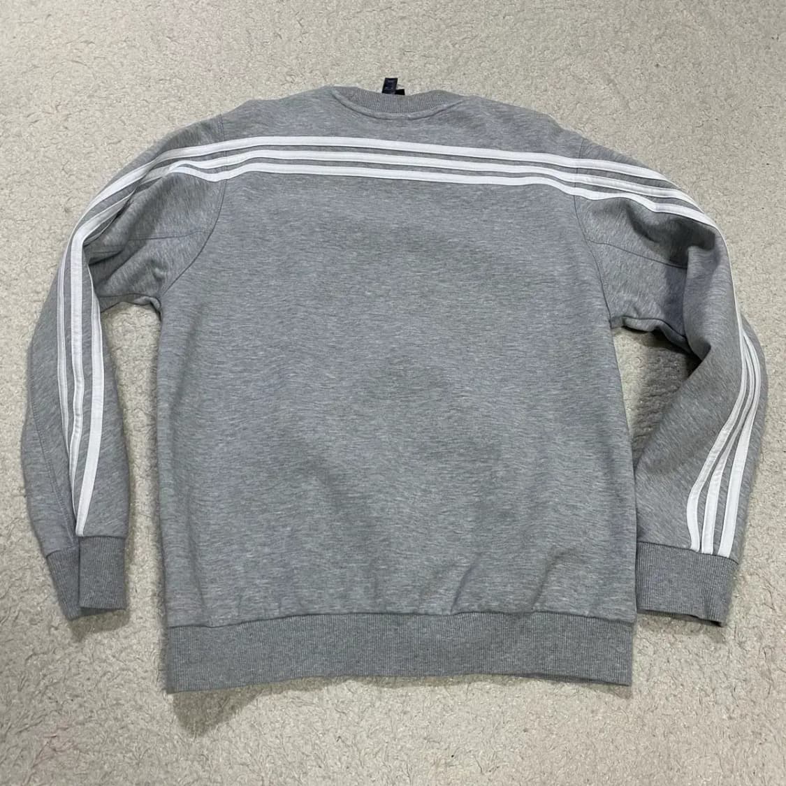 아디다스 삼선 기모 맨투맨 그레이 상품이미지6