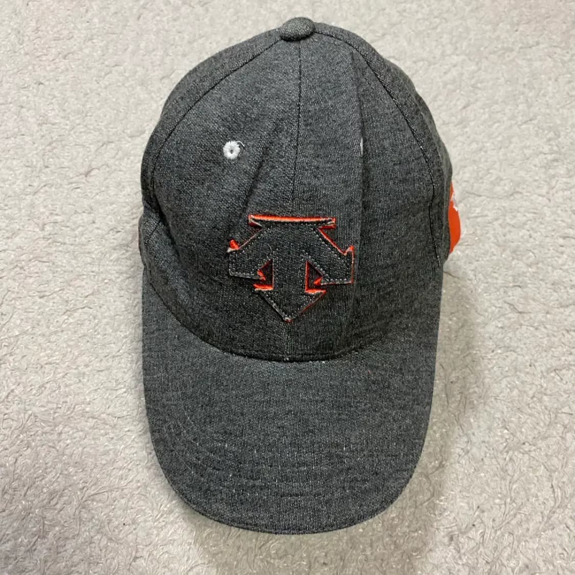 데상트 볼캡 모자 상품이미지2