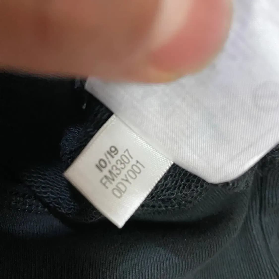 아디다스 블랙 후드티 트레포일 로고 여성 m 상품이미지5