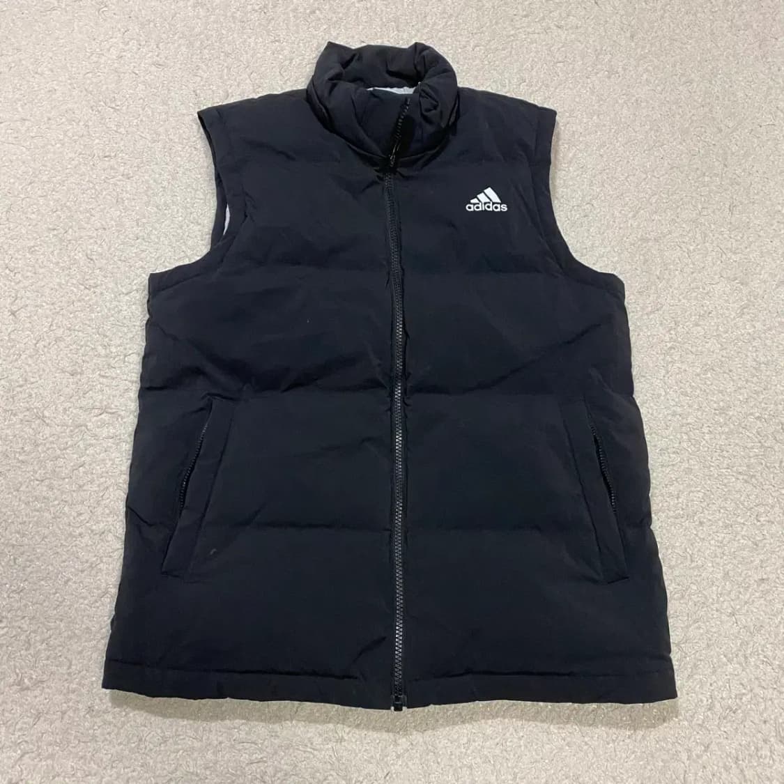 아디다스 블랙 패딩 조끼 상품이미지1