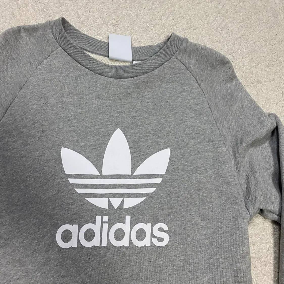 아디다스 회색 맨투맨 티셔츠 L 100 상품이미지2