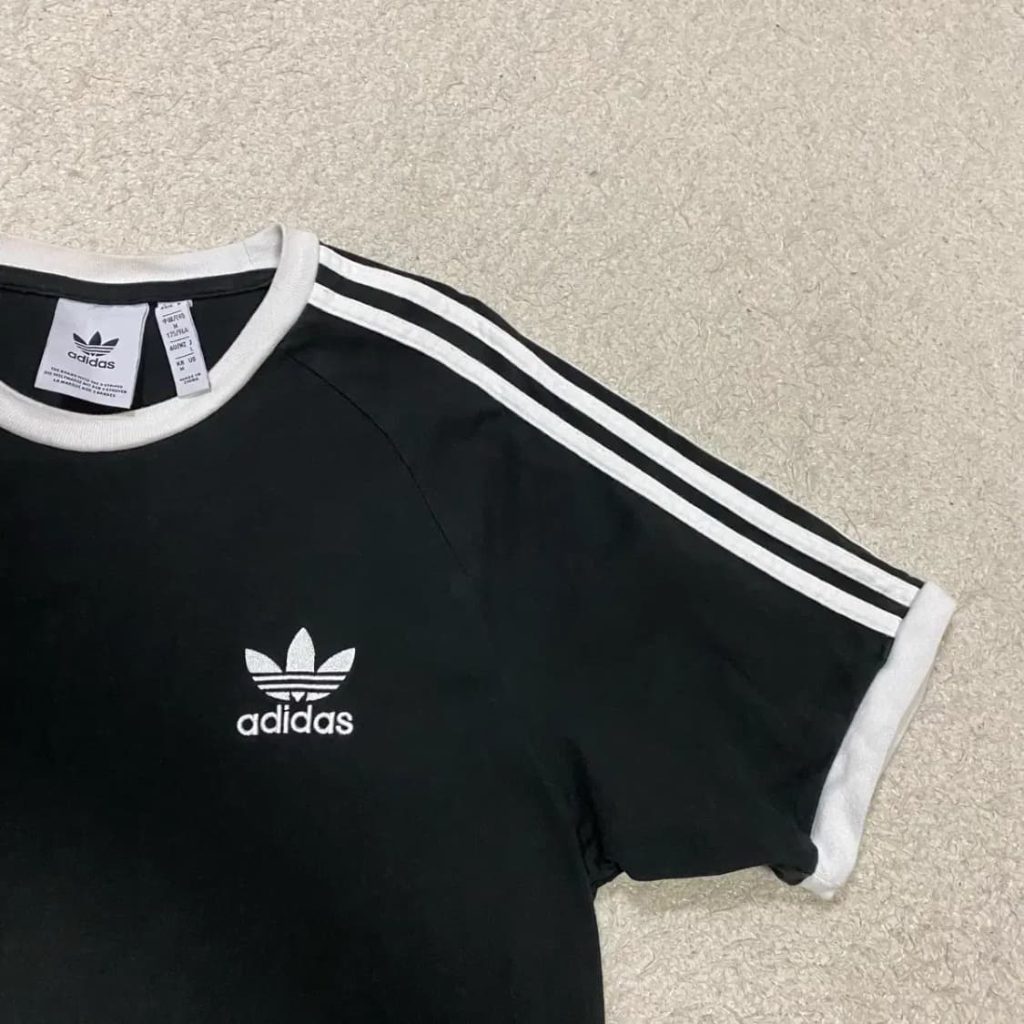 아디다스 반팔티 블랙 m 상품이미지2