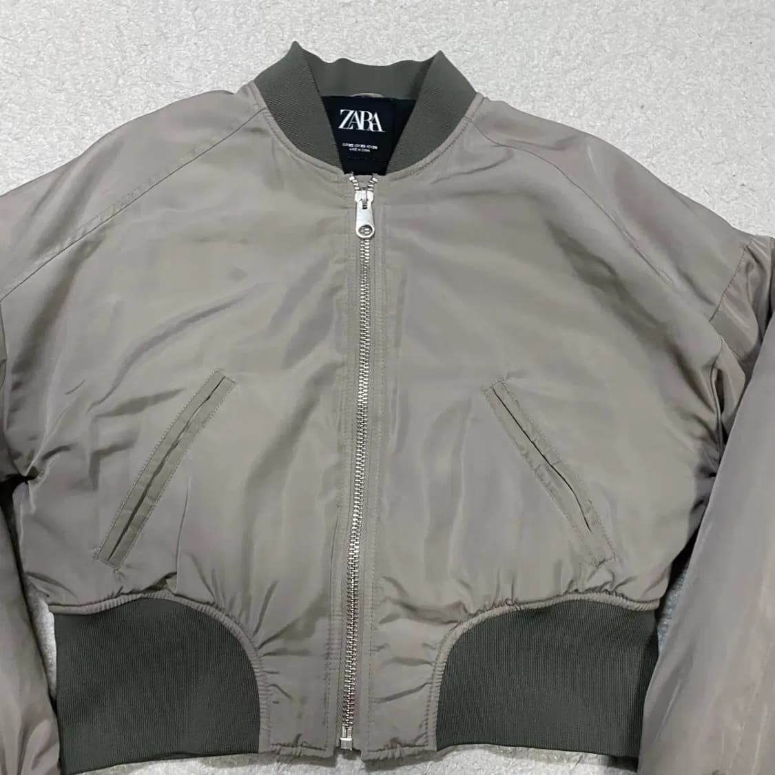 자라 크롭 MA-1 봄버 자켓 여성 xs 상품이미지2