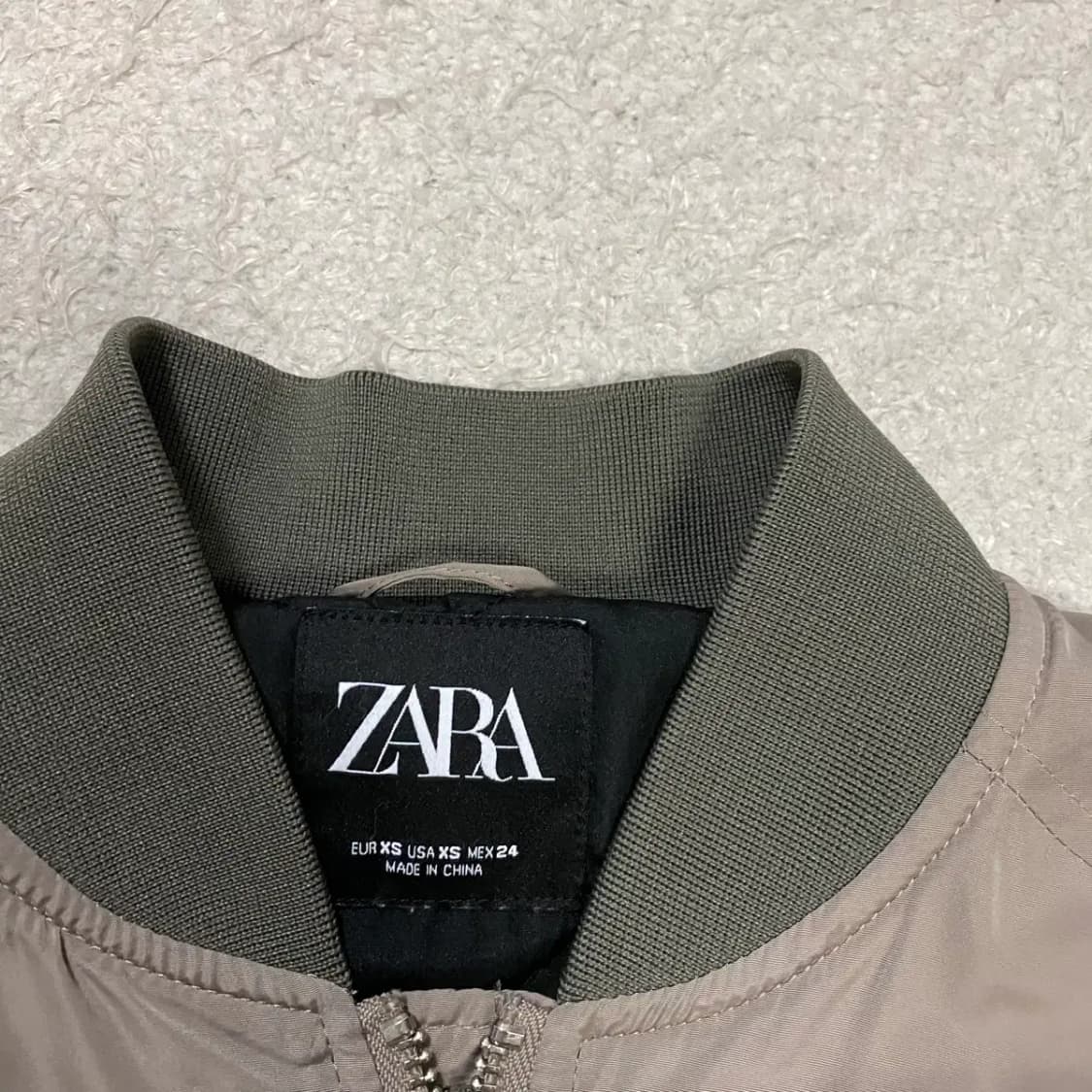 자라 크롭 MA-1 봄버 자켓 여성 xs 상품이미지3