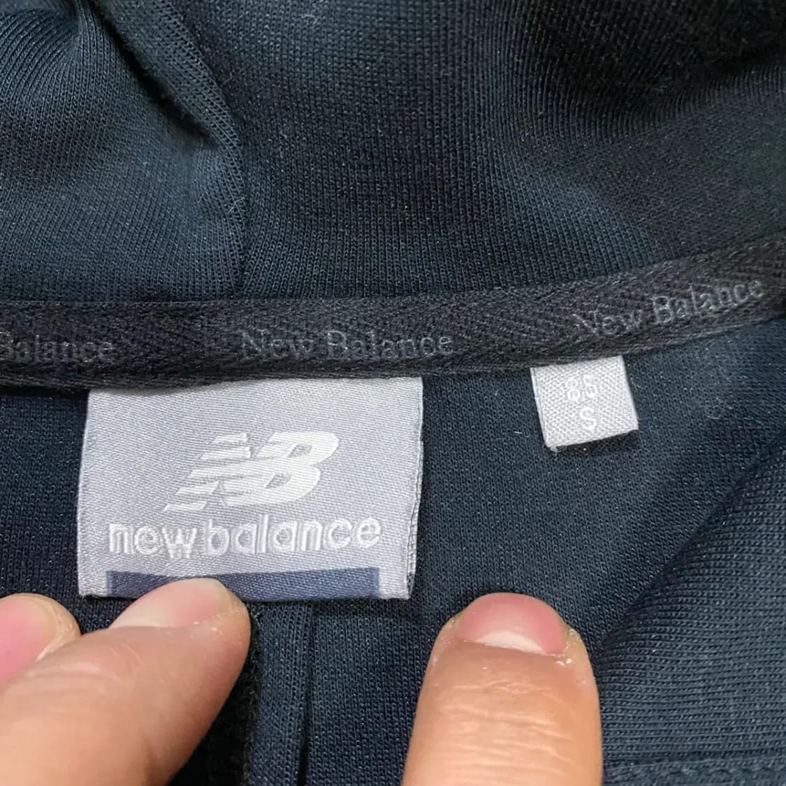 뉴발란스 블랙 후드집업 여성 s 85 상품이미지3