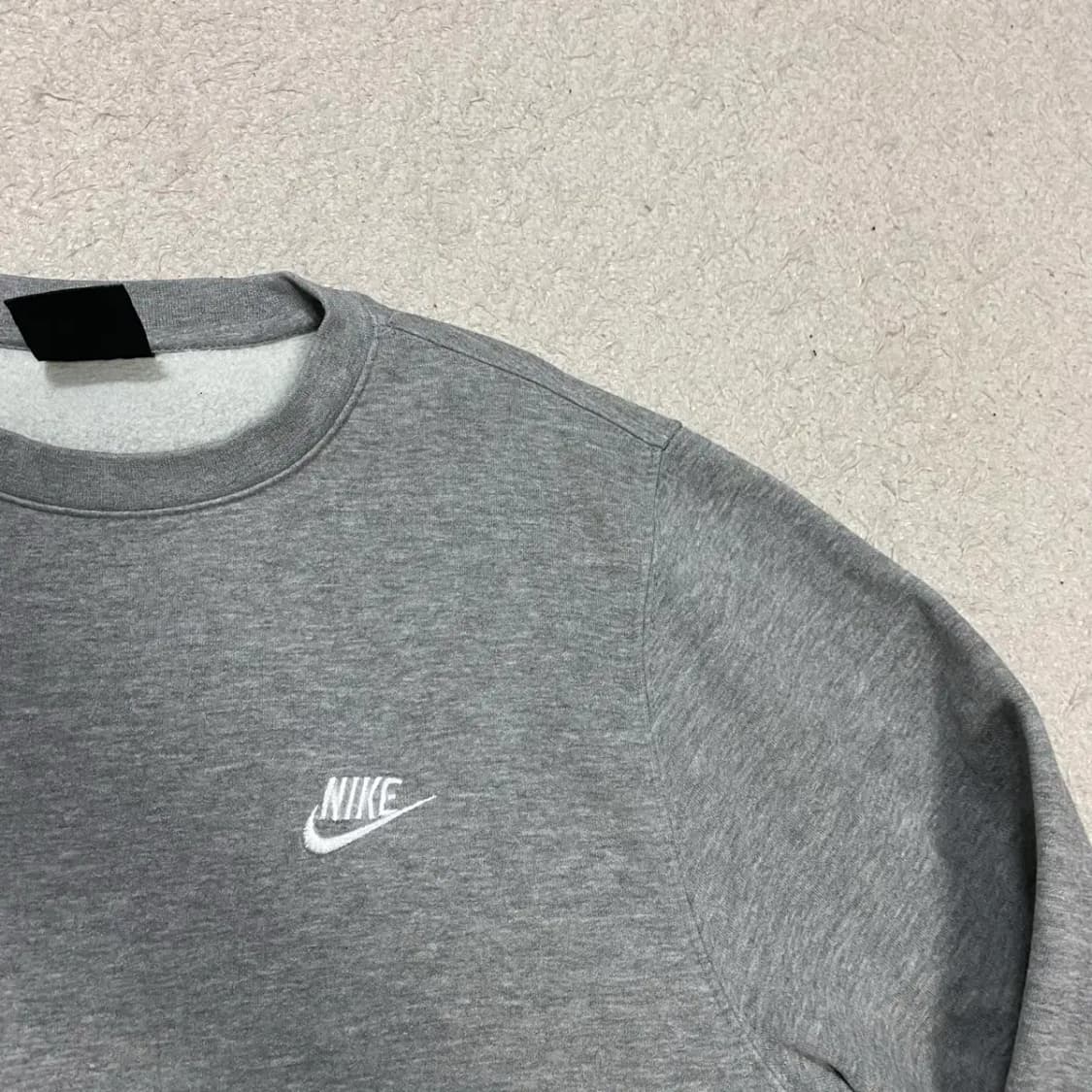 나이키 맨투맨 티셔츠 회색 기모 s 상품이미지2