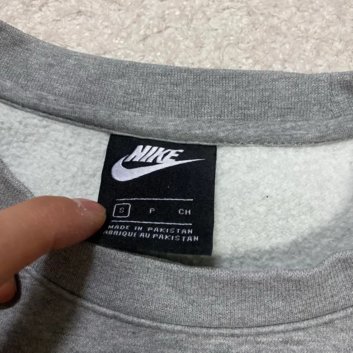 나이키 맨투맨 티셔츠 회색 기모 s 상품이미지3