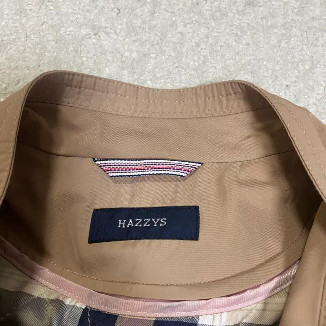 HAZZYS 헤지스 베이지 트렌치 코트 상품이미지4