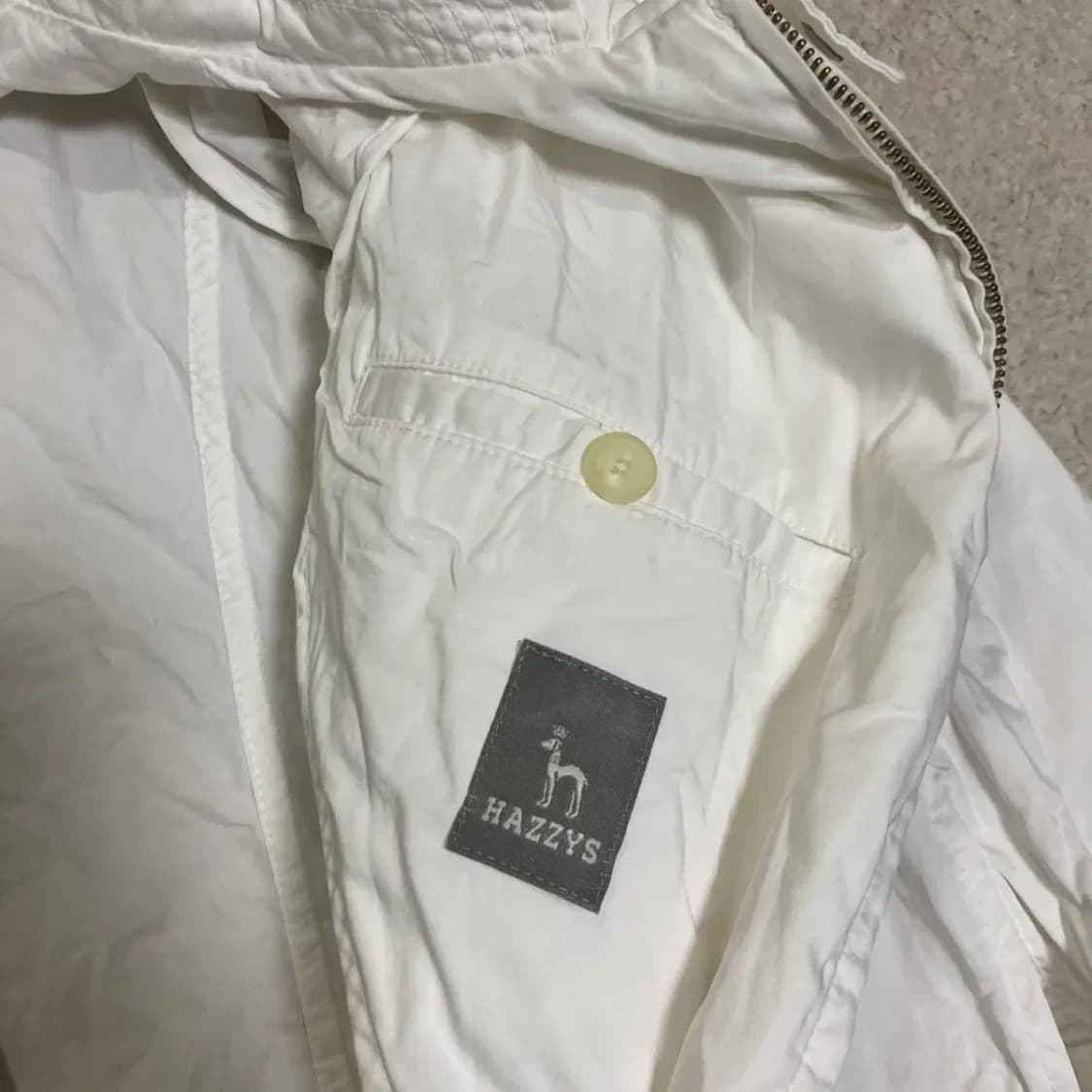 헤지스 화이트 자켓 100 상품이미지3