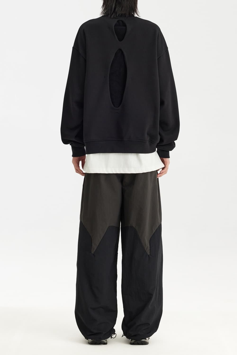 [L] JLAL 코튼 절개 스웻셔츠 맨투맨 블랙 상품이미지1