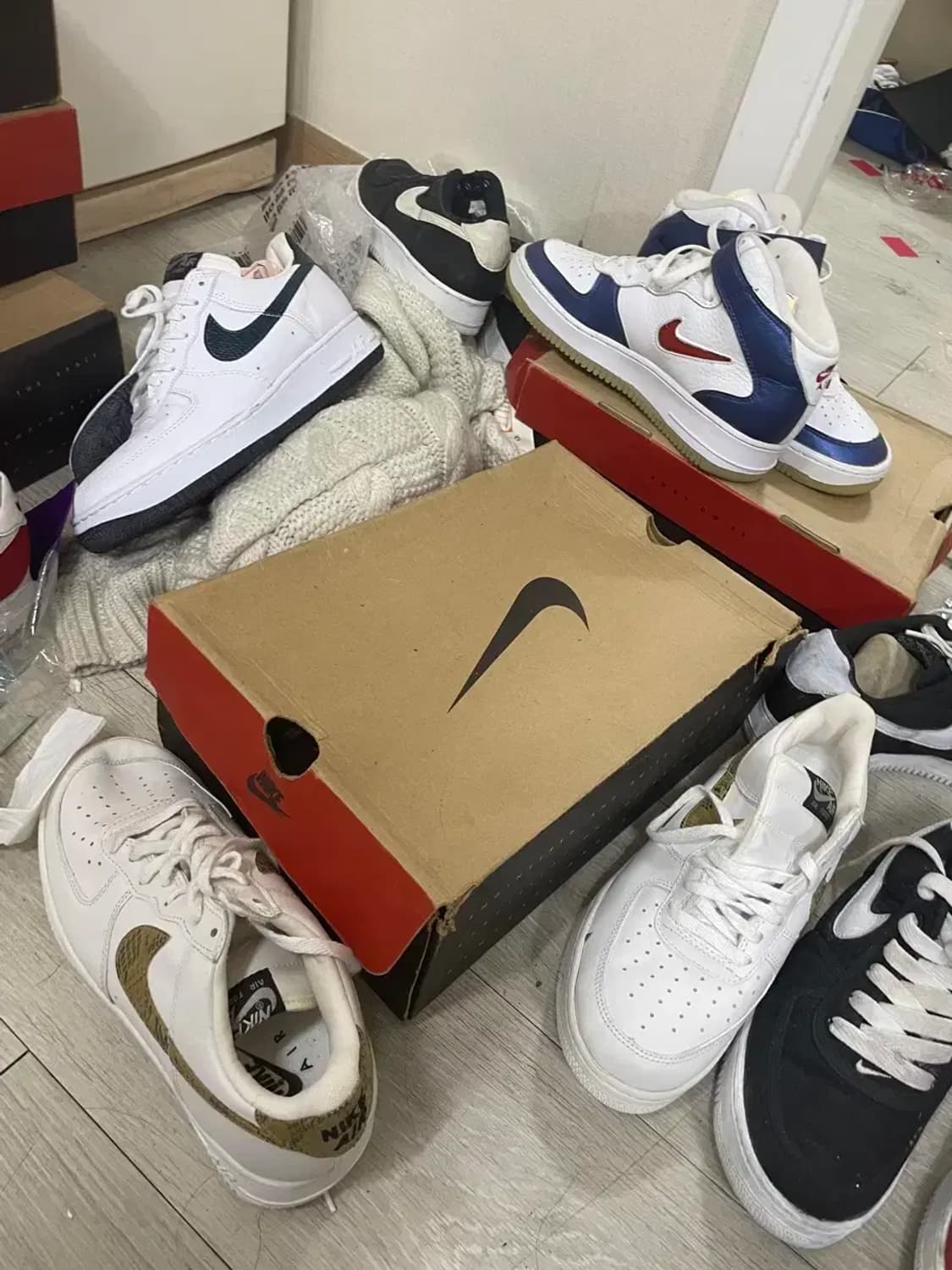 나이키 에어포스1 로우 남뱀피 상품이미지5