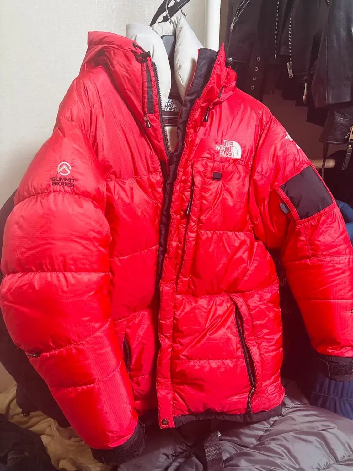 노스페이스 발토르 발토로 800 레드 라지 상품이미지1