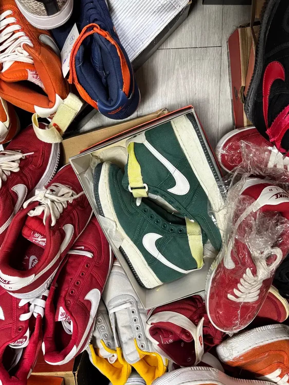 [260] Nike Air Force 1 CVS Hi evergreen 상품이미지1