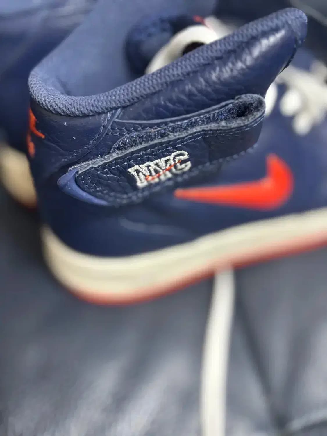 나이키 에어 포스1 nyc 미드 260 상품이미지5