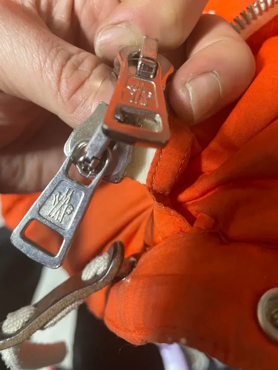 몽클레어 드레이크 패딩 상품이미지4