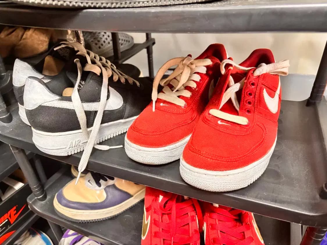 나이키 에어포스1 로우 cvs 빨흰 상품이미지1