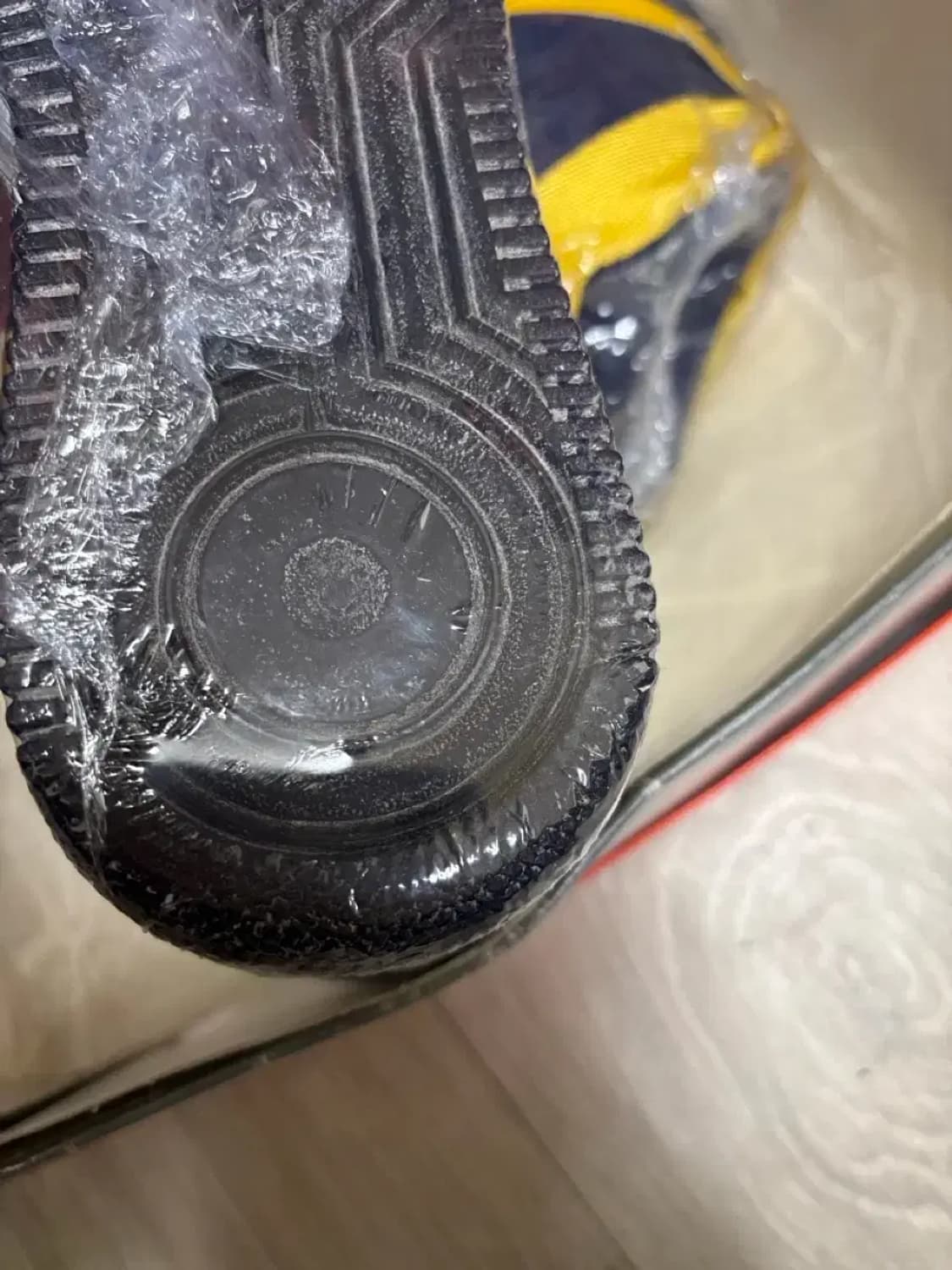 [260] 나이키 AIR FORCE 1 CVS 하이 남노 신품 상품이미지2