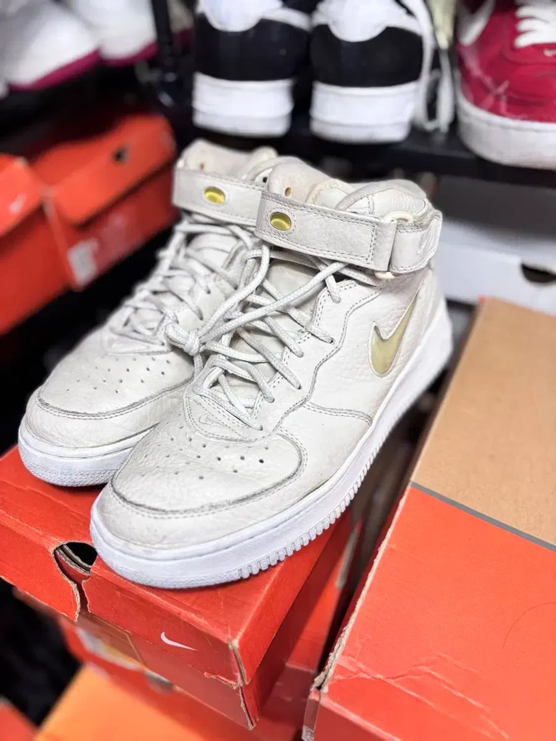 98 NIKE Air Force 1 Mid  크림포스 상품이미지1