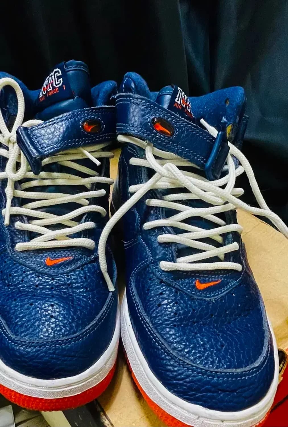 나이키 에어 포스 1 mid sc NYC 곤주 상품이미지8