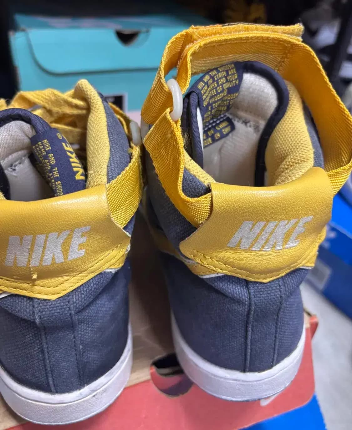 나이키 희귀 컬러 반딜하이 미시간 265 상품이미지3