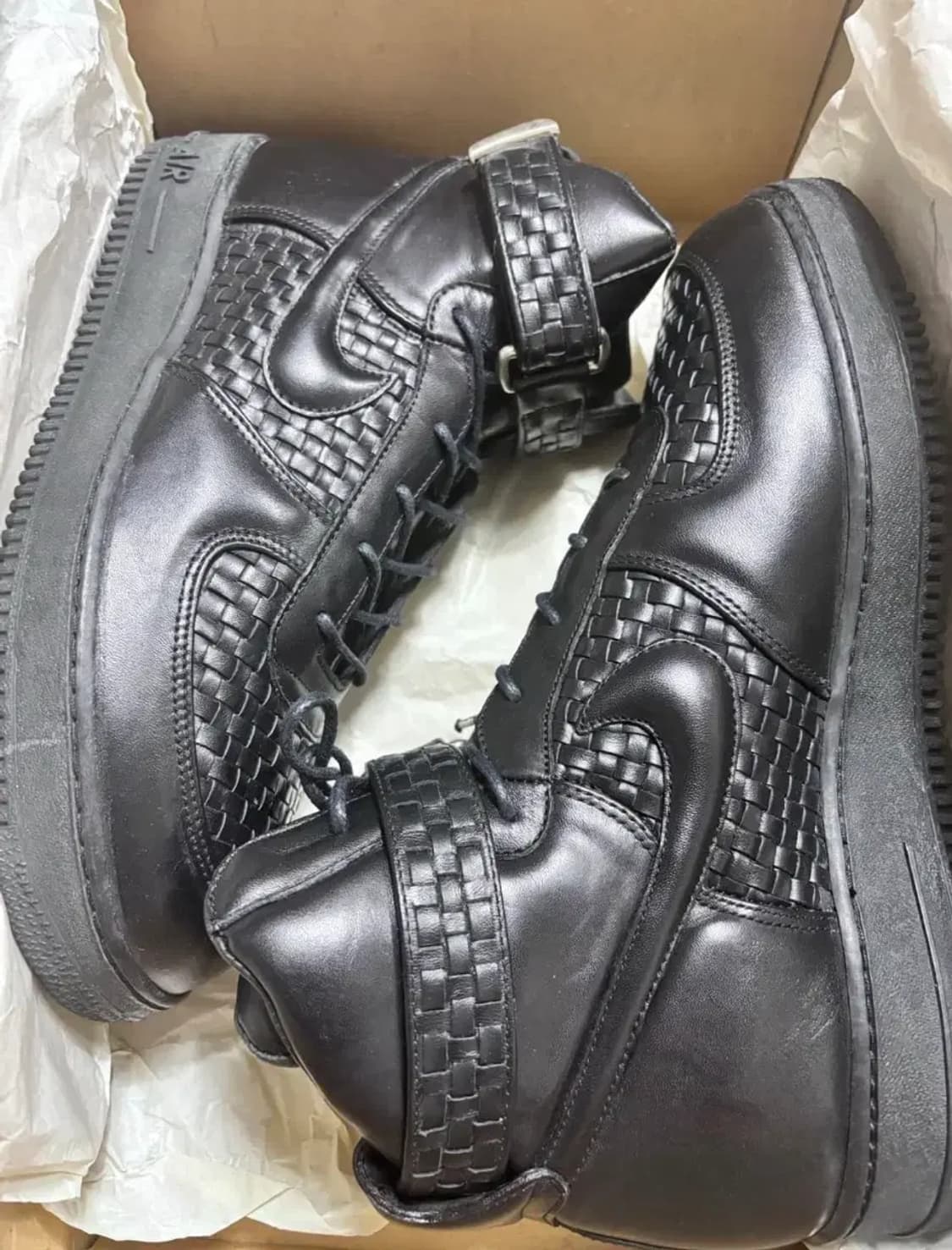 NIKE 에어 포스1 럭스 하이 블랙 270 신품 상품이미지5