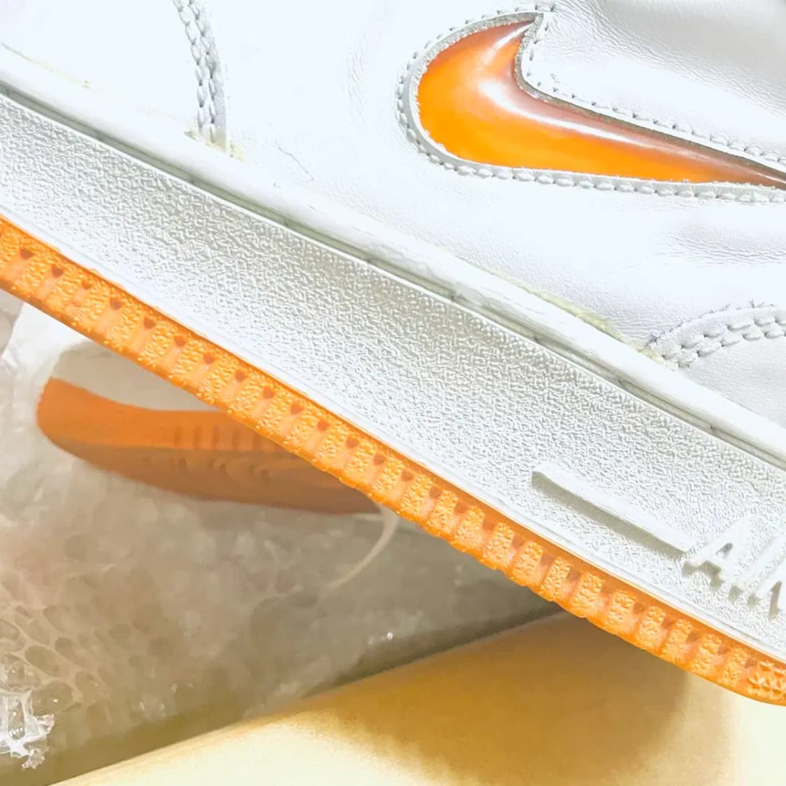 나이키 에어포스 1 미드 뽈록이 96년 흰/주 신품 상품이미지2