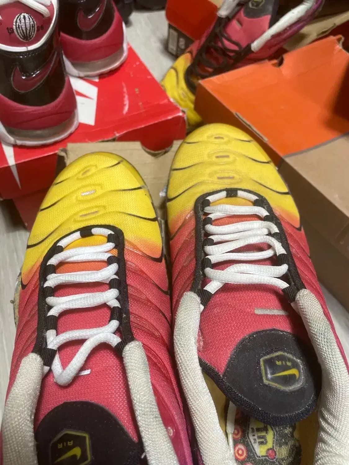 나이키 맥스 플러스 레인보우 og 상품이미지1