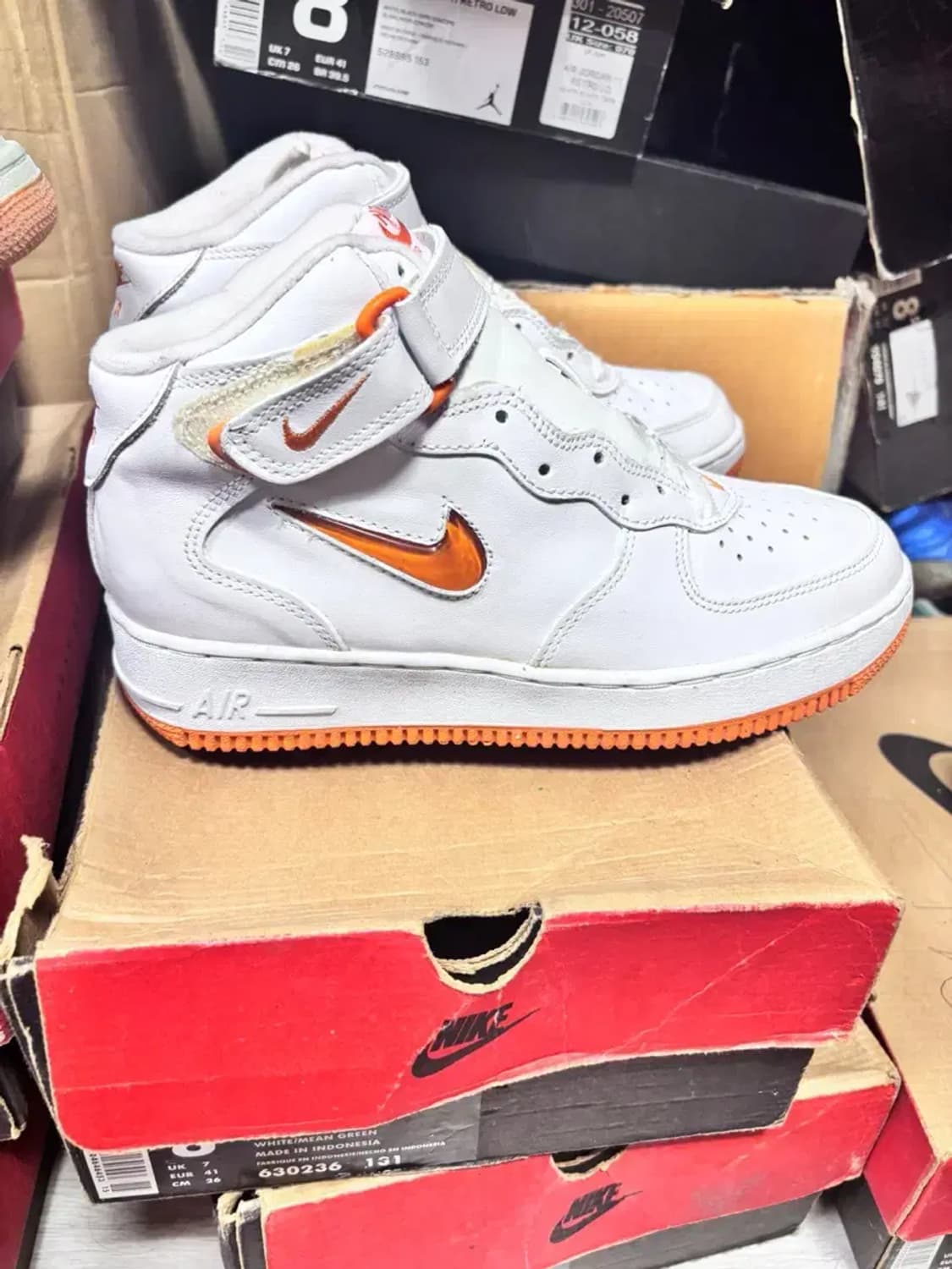 나이키 에어 포스 1 미드 sc JEWEL 96 상품이미지2